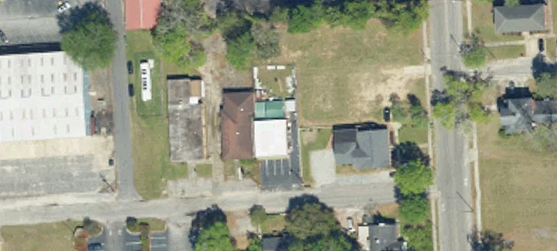 107 Laurel St