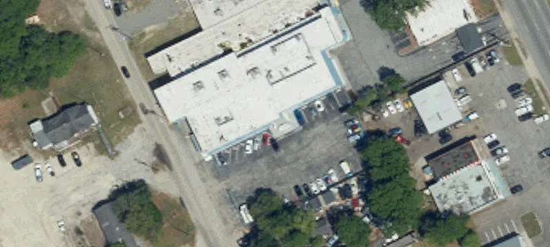 5546 Woodbine Ave
