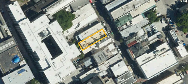 343 King St