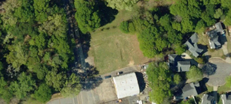 649 Mechanic St