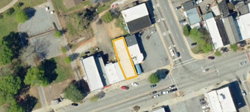 106 Main St