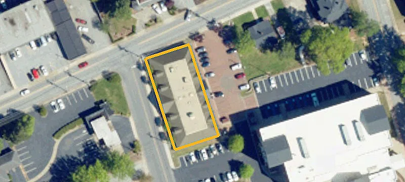 3 Hedge St