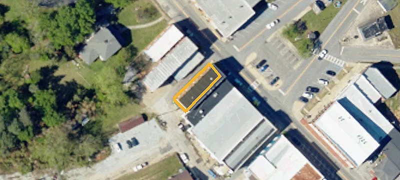 121 Main St