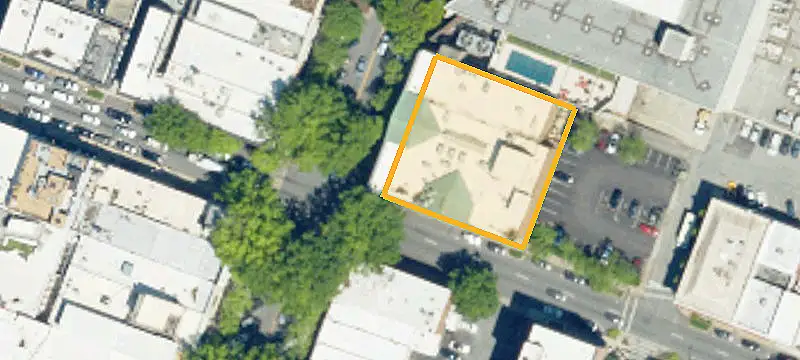 200 Main St