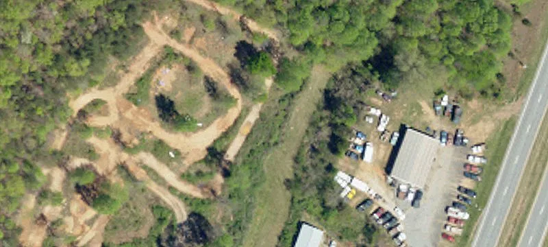1025 Hwy 25