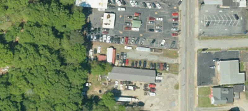 1600 Main St