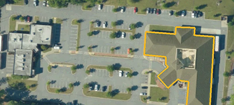 895 Tiger Blvd