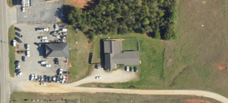 1561 Lynwood Dr
