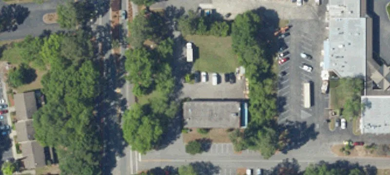 105 Mathews Dr