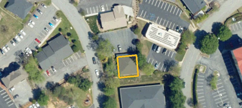 11 Pointe Cir