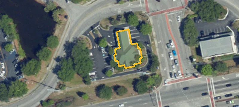 1032 Johnnie Dodds Blvd