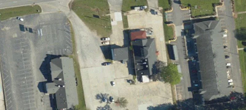 1221 Hwy 9th W Byp