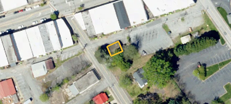 103 Shamrock Ave