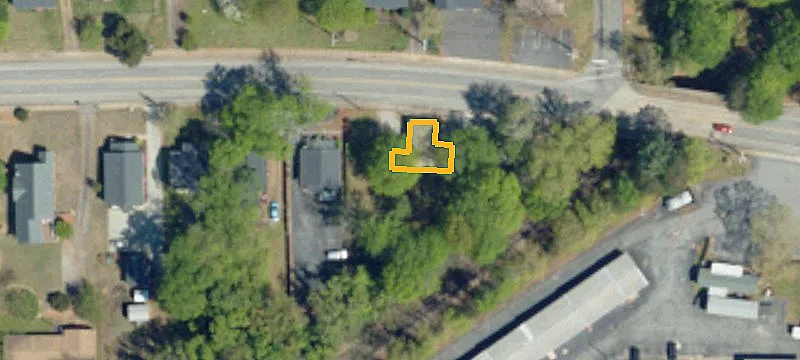 303 Main St