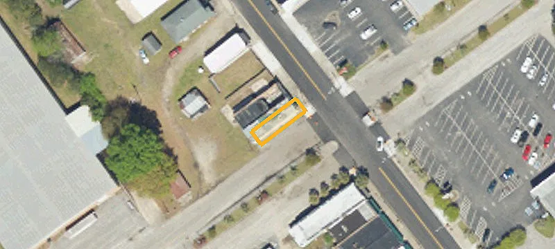 201 Main St