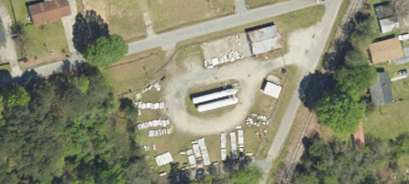 512 Meadowlark Ln