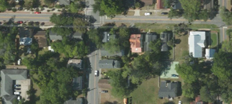711 Charles St