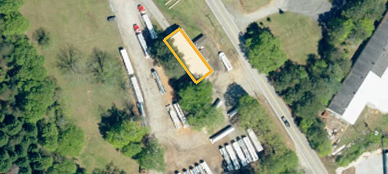 2496 Southport Rd