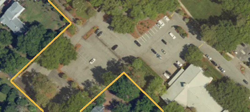 1122 Russell Dr
