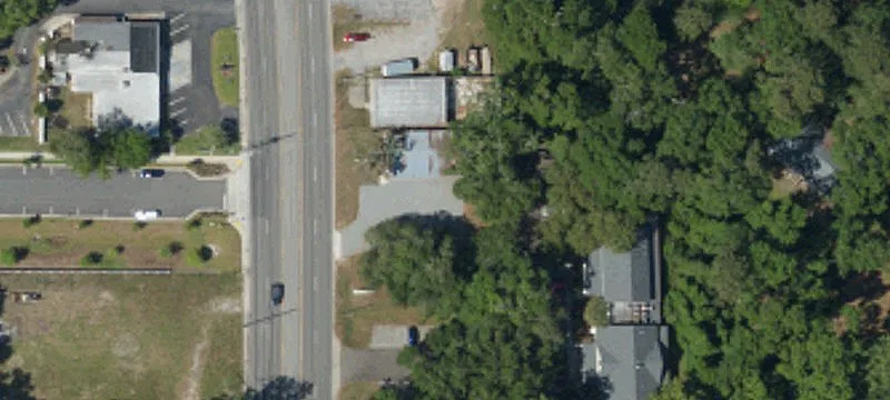 1225 Ribaut Rd