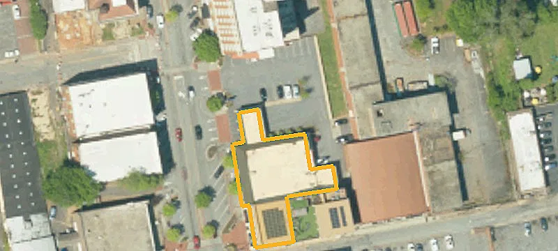 304 Main St