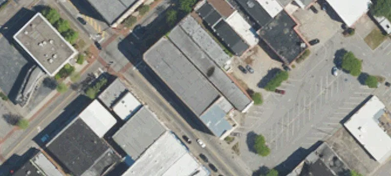 110408 Broughton St