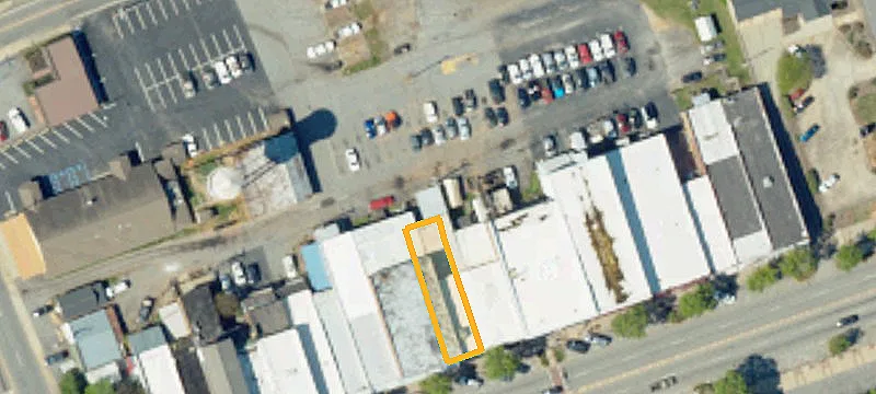 301 Main St
