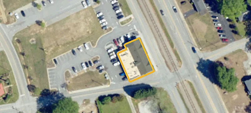 301 Main St