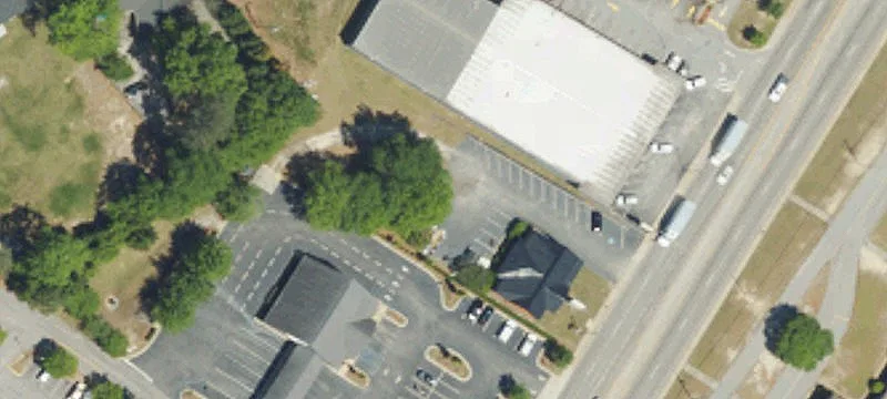 703 Lk Dr