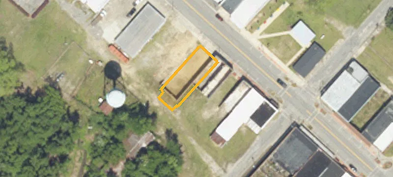 221 Main St
