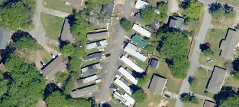 905 Lee Rd