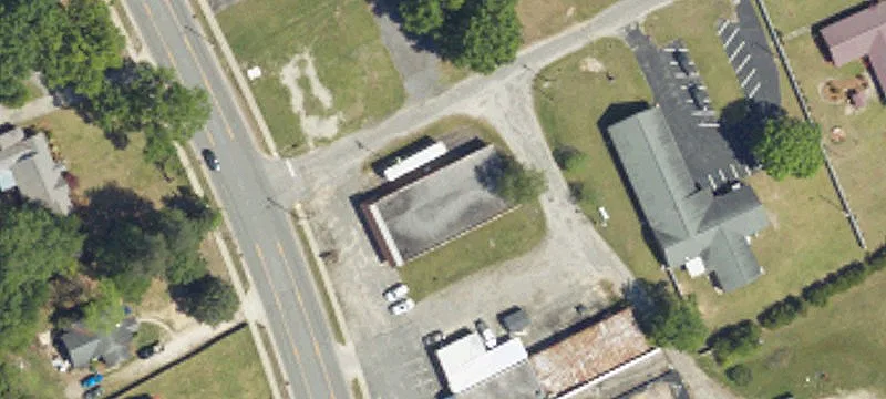 604 Walnut St