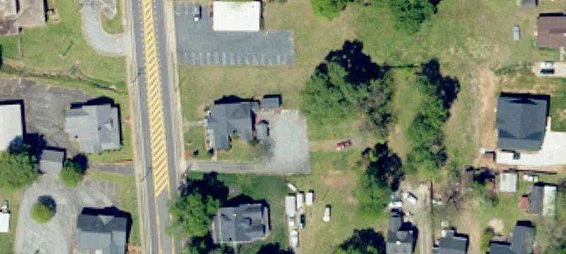 502 Main St