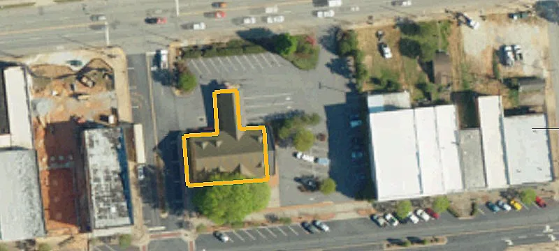 301 Main St