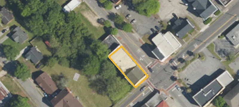 1195 Amelia St
