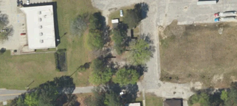 1001 Fairlawn Dr