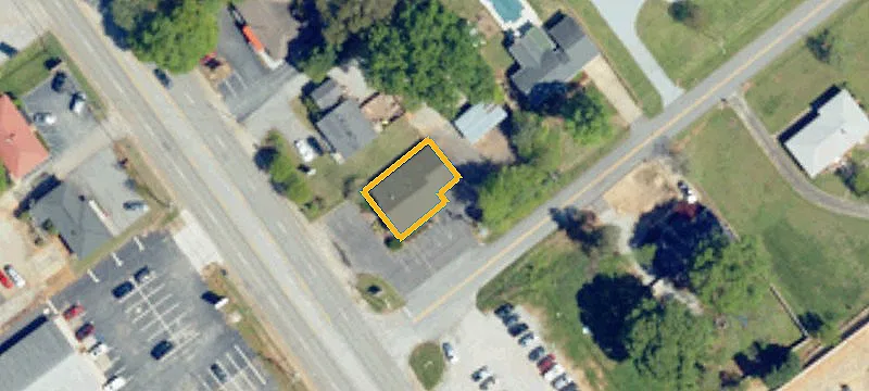 700 Main St