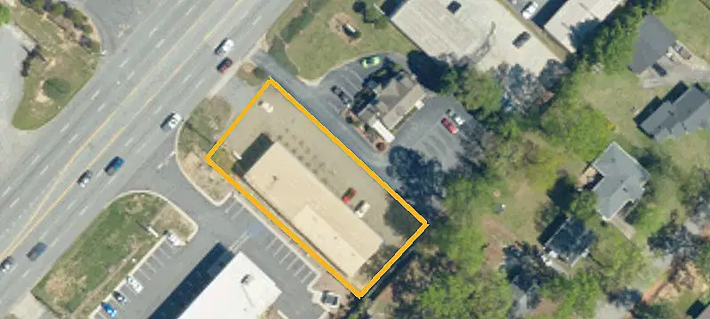 3012 Wade Hampton Blvd