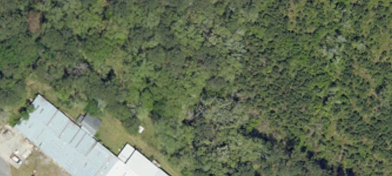 32 Guess Rd