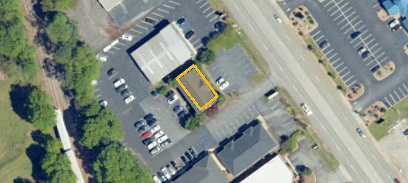 883 Main St