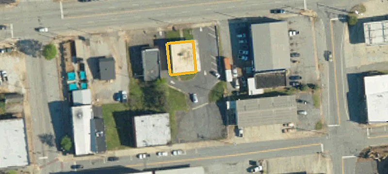 408 En 1st St
