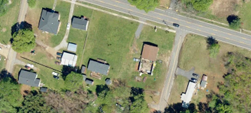 410 Hwy 11th E