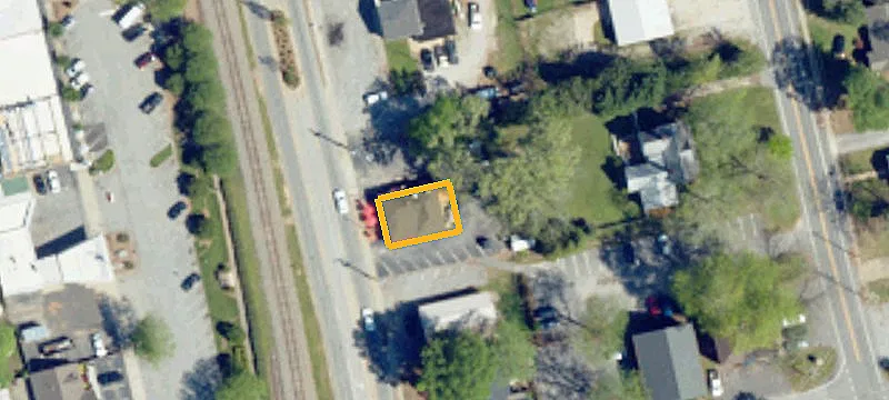 123 Main St