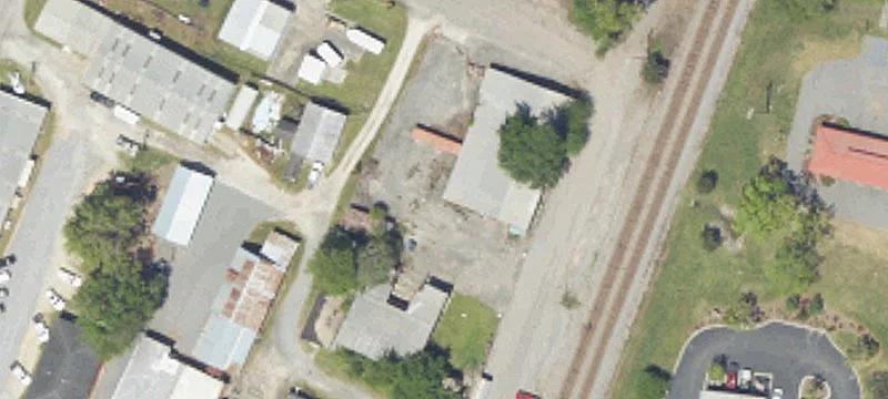 108 Railroad Ave