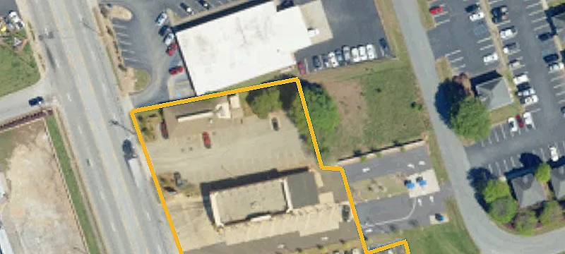 412 Main St