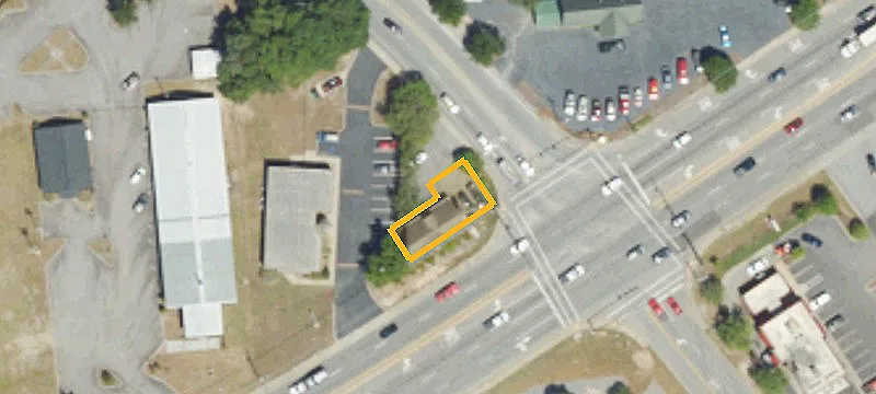 600 Main St