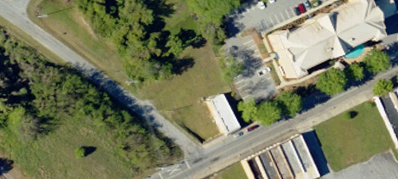 905 Main St