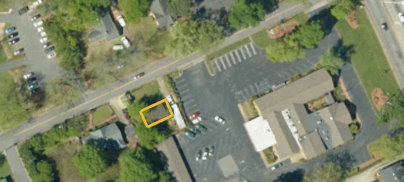 107 James St