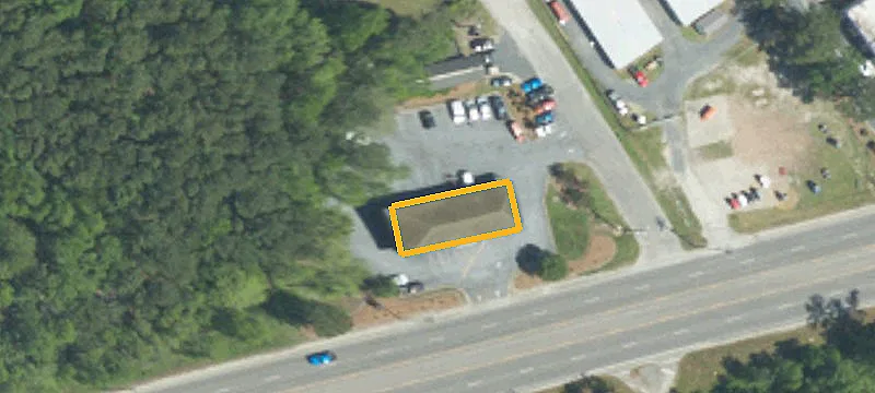 1872 Main St