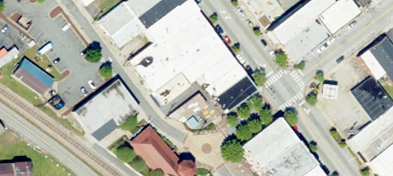 105 Main St